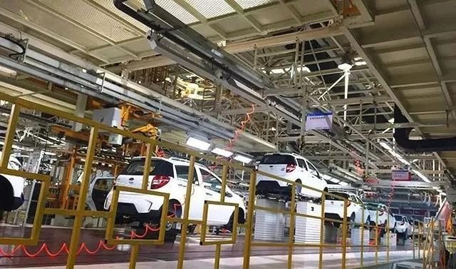 从高配到标配 40国车企为何将车辆生产全面标配化